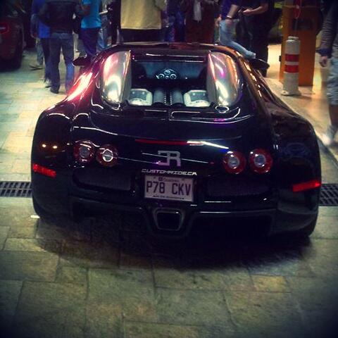 GUMBALLTRIO's tweet photo. BUG at the Fairmont! @gumball3000 #gumballarmy #gumball3000 @FairmontMC #monaco @unlim3000 http://t.co/GXCZuDQteW