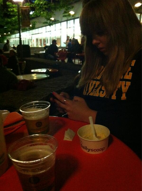 LauraJModerhock's tweet image. We that couple that is always on their phones together... #TooMuchSocialMedia #CommMajorProblems @AndreaEAnderson