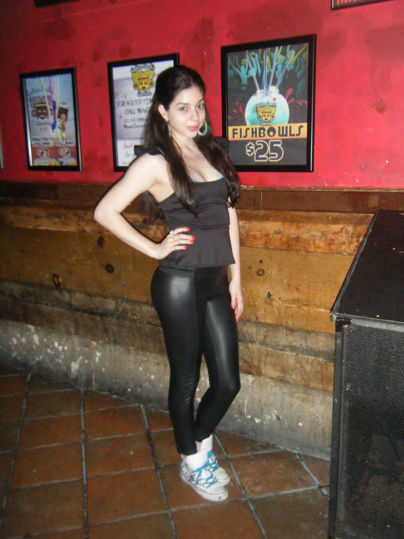 Angelica Berry on X: #liquidleggings #partygirl http:t.condcAAM1y5a  X