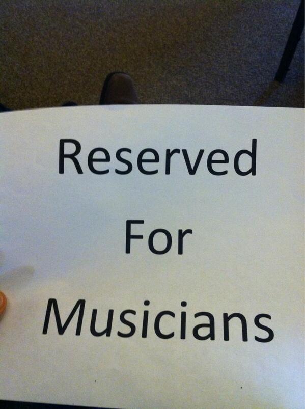 isaacegraham's tweet photo. Big time :). #musician #wedding #jennaandwess http://t.co/RaqswucTWp