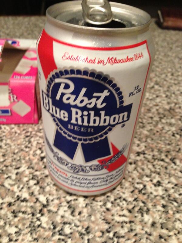 cjccww's tweet photo. Pbr goodness http://t.co/EoOsVTxwG5