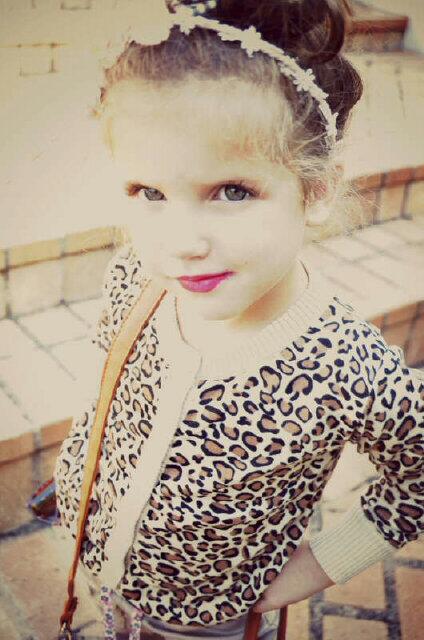 DeFaria2907's tweet photo. Happy fourth birthday to my gorgeous granddaughter Tatum xxx http://t.co/Up0wnX0c09