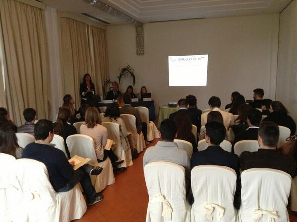 Rotaract2070's tweet photo. Sessione segretari #openrotaract http://t.co/LUaIwR1F2L