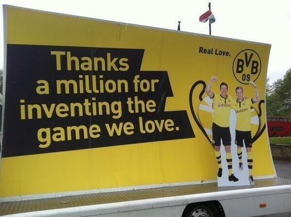 mattymurray123's tweet image. “@awaydays_: Message from Dortmund. http://t.co/4aVK67dd1V” despite a bet on Munich this is why I want Dortmund to win #classfans