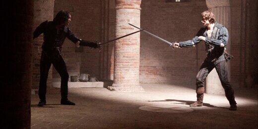 why do romeo and tybalt fight