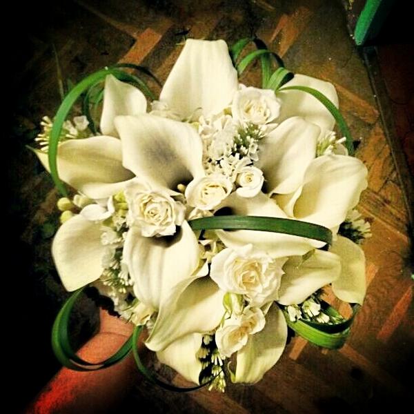 bloomflors's tweet photo. Elegancia http://t.co/xdosLBHJyk