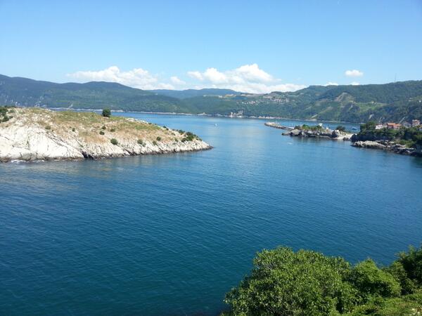 mbostancioglu's tweet photo. Deniz kokusunun fotoğrafını cekemedim Abidin :)) http://t.co/2utvAEh7m9