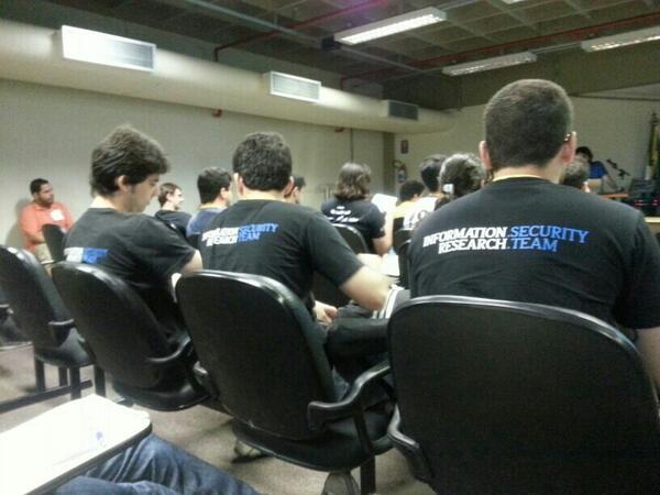 INSERTuece's tweet image. Marcando presença no #PythonNordeste