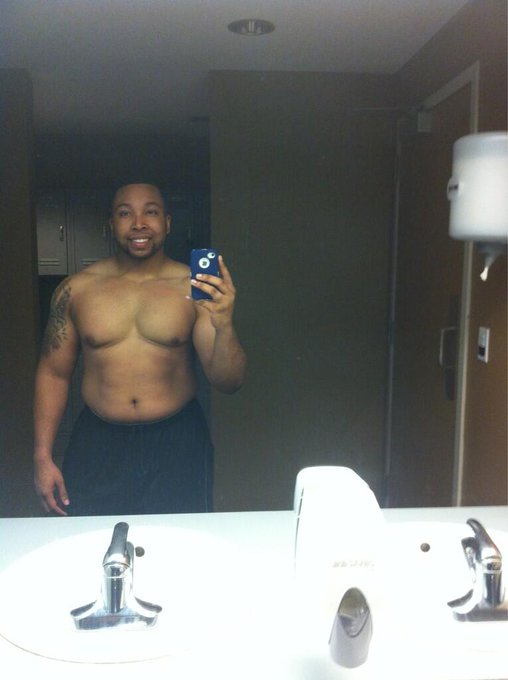 Watch jRalphel's leaked NSFW photo on TwXstars