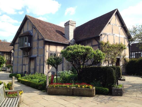 Samantha Roshak tweet media