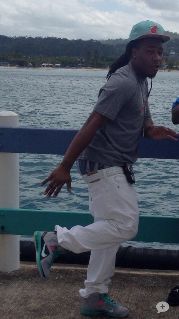 Chrisco239's tweet photo. Jamaica http://t.co/5crPC9vdUW