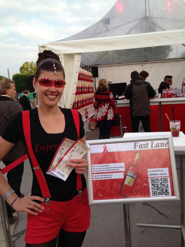 campari_at's tweet photo. Who want's these? ;) #lifeball http://t.co/hq1KNj3QaG http://t.co/W6GOwixdrq