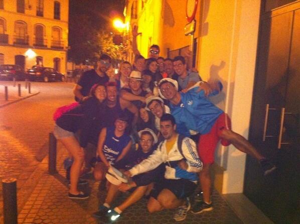 M_gongora's tweet photo. Alumnos de CCAFD en la @GymkanaUS con @PepeConde http://t.co/x3yMUYaOWC