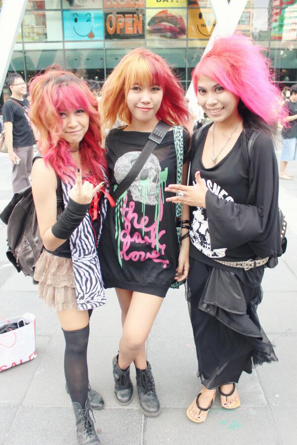 P.I.E PixiE tweet media