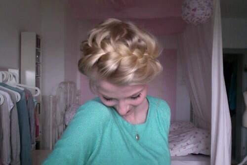 hairposts tweet picture
