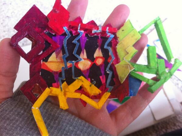 lovidlovid's tweet image. Found a cute miniature model of this piece lovid.org/works/freedom_… #minimodel #videoobject