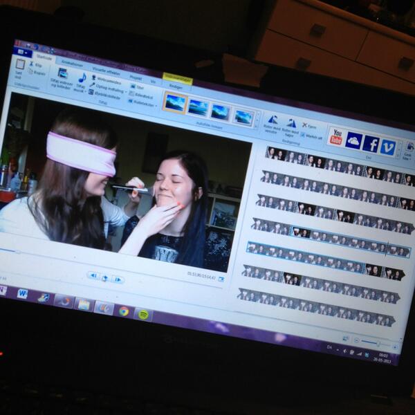 xMia94's tweet image. #latenightediting 💙