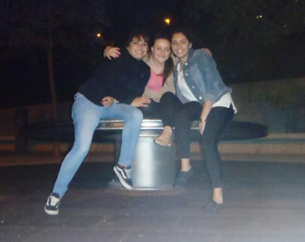 NazaretPestano's tweet photo. Ir al parque y pasarlo como enanas :D @anabreutf @Carmentf21 http://t.co/7lYYyhHfVy