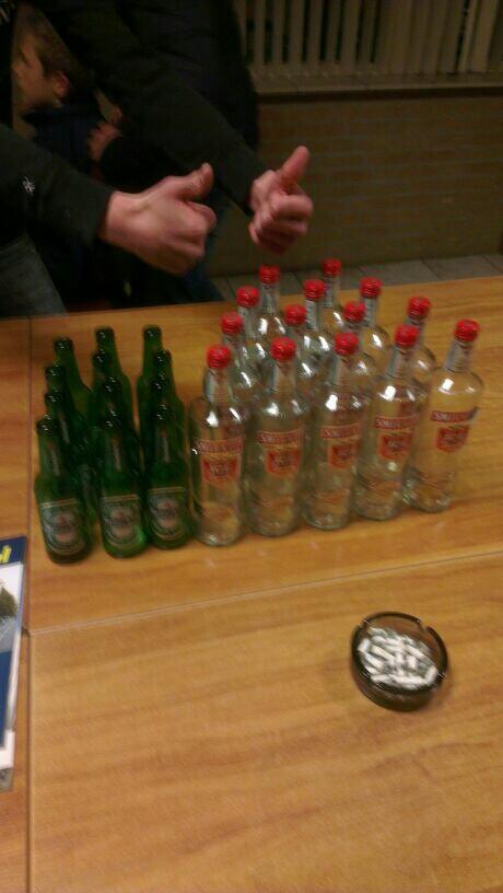 larsvos2's tweet photo. was leuk avondje in de kantiene!! http://t.co/BCFUReyDAC
