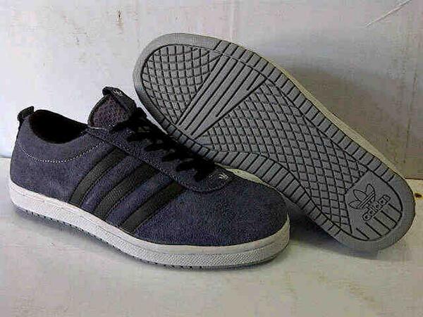 p_puas's tweet photo. Adidas Adifit | size 40-44 | 250rb
 Contact : 08987078463 / 02293897720
 Pin : 313537EA http://t.co/XwEKMxUjGc