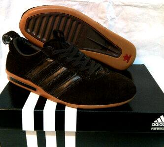 p_puas's tweet photo. Adidas Porsche | size 40-44 | 290rb
 Contact : 08987078463 / 02293897720
 Pin : 313537EA http://t.co/5v5ymzrHGs