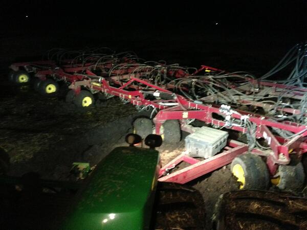 duncanbrad's tweet image. Sign me up under the stuck list! #plant13 #grainfarmproblems #sneakywaterhole