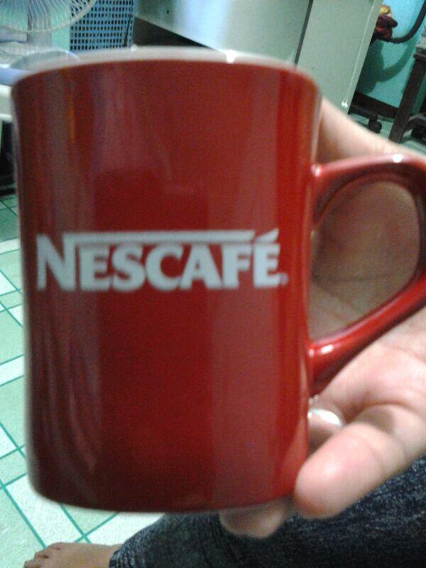 lavpurple28's tweet image. yehey!! meron na din ako nito👍😜... 
#nescafeoriginal #mug #nangingibabaw