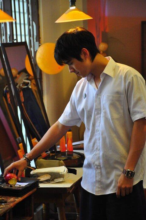 แอปเปิ้ลที่เก่าเวลาให้กับลูกสาว ♥ "Crazy Little Thing Called Love"~