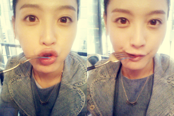 JaeKyung_K's tweet photo. 아배불러어어어어어어어어어어 가로수길 헤도니즘에서 턱열고폭풍흡입했당ㅋㅋㅋㅋ쿠쿠크쿠쿠ㅋㅋㅋ아행복해♥ http://t.co/QvAfFjOkAu