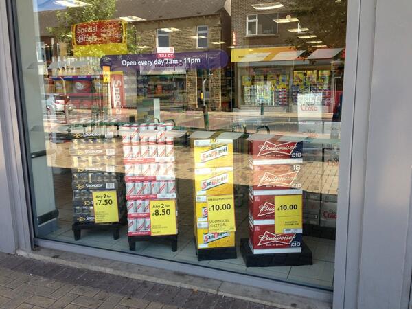 WombwellExp ready for busy bank holiday trade... #SQFCP GREAT OFFERS INSTORE...
<a href="/matt9891sam/">Matt</a> <a href="/charmers_1706/">Charmaine Tunnicliff</a>