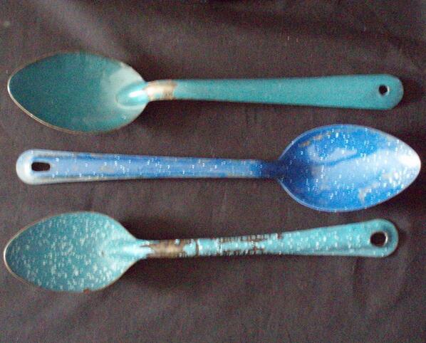 3 Enamelware graniteware #spatterware vintage spoons  bit.ly/17gUApz