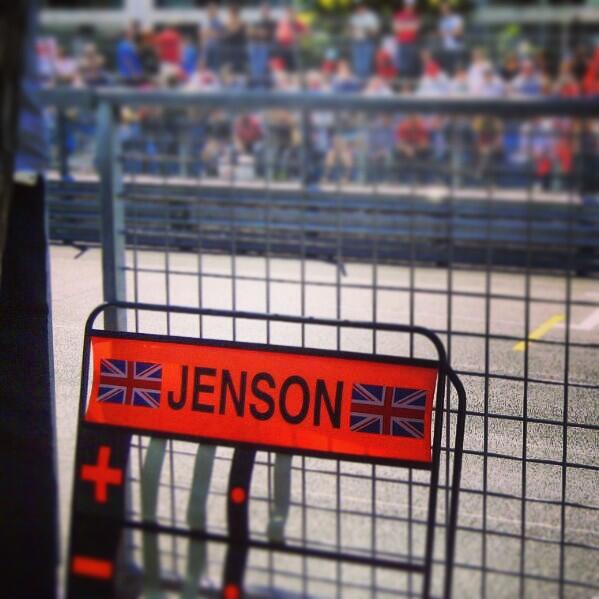 MercedesMotors's tweet photo. “@McLarenF1: Ready and waiting to get back out there... #MonacoGP http://t.co/xEfim9JEQl”