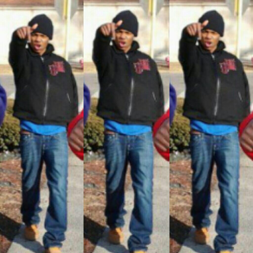 d rose from 600