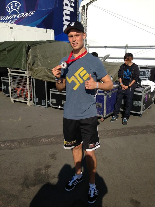 Tobiasfreestyle's tweet photo. 2nd place #F3WTLondon:D I an so happy!! #bre #breclothing http://t.co/wfpHuWKb2H