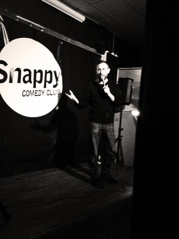 veritasroseus's tweet photo. #AronFlam på #SnappyCC! Huset är fullt! http://t.co/5jAvR89wMH