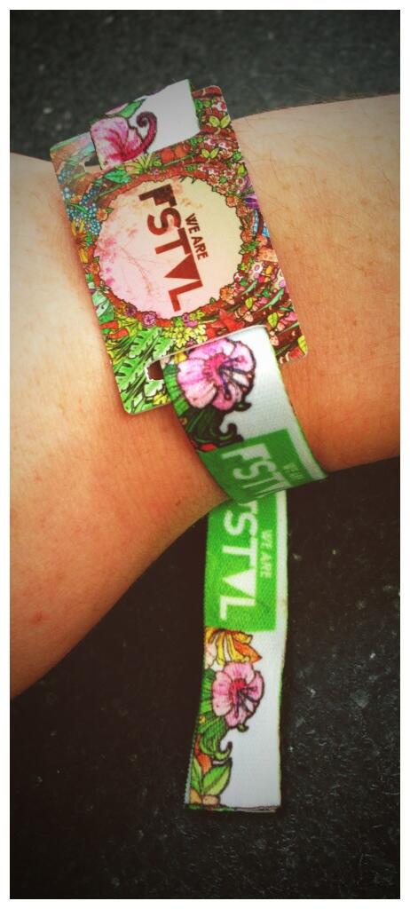 Chris_Beadle's tweet image. Aside from the banging music, @wearefstvl had really nice branding #DesignTweet #Graphics