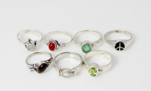 NWGoldDiamond's tweet image. Great gifts for a bridal party? Grab bag lot sterling silver rings with assorted stones! zap.am/Wm
