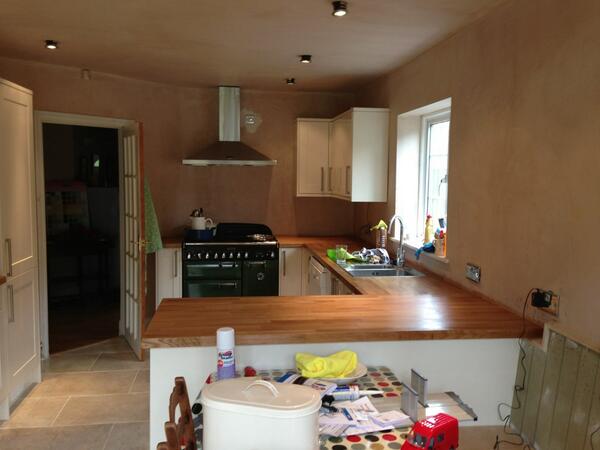 FreshAppLTD's tweet photo. Kitchen done! Decoration and tiling to be done soon. http://t.co/tQaDG4khXo