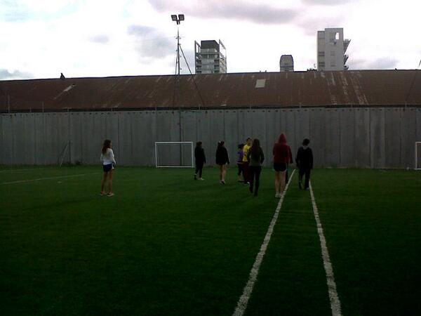El equipo ya entro a la cancha
