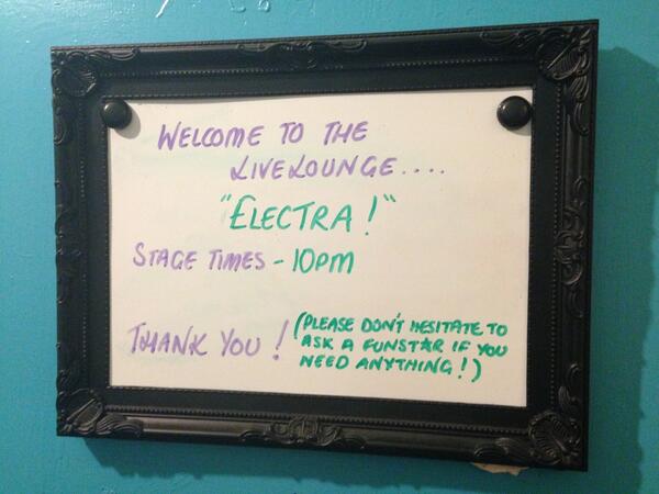electraofficial's tweet photo. Lovely dressing room welcome backstage at #RiviereSands for Electra! x http://t.co/cs67Ky5t9Y