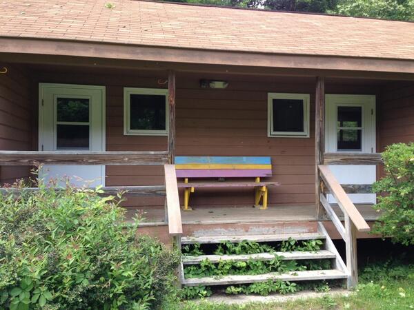 Camp_Huntington's tweet photo. Our twitter has been quiet- but that doesn't mean that camp has been quiet! Check out the new doors on our ebunks!! http://t.co/Fs6UQurD1q