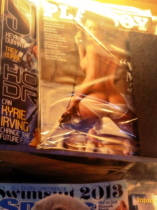 Seeing my issue on the shelves for the first time.. Kinda an emotional moment..  @RPomplun.. My beautiful