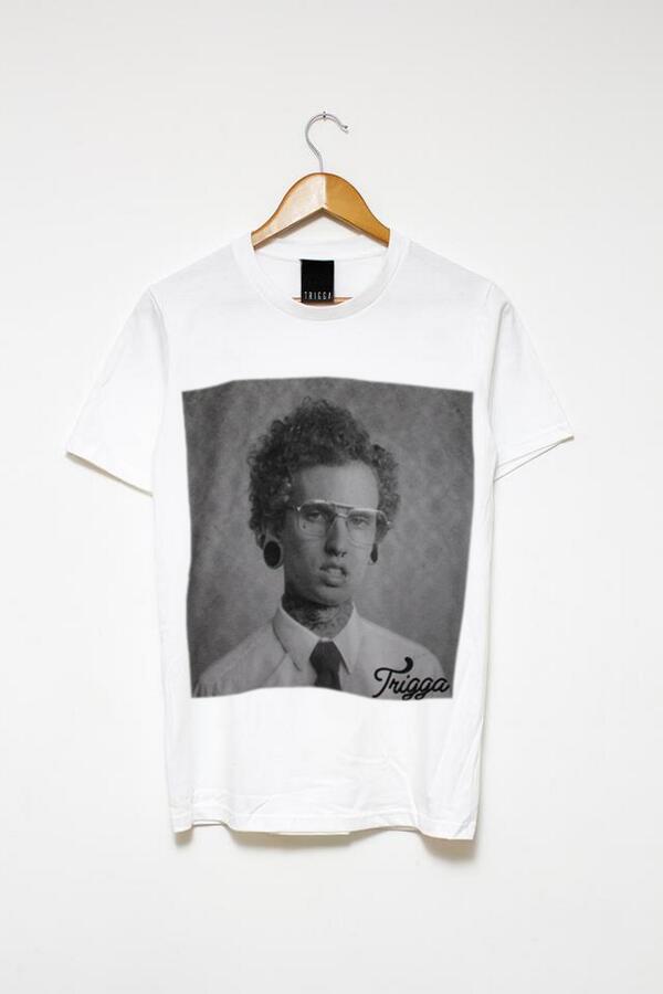 TriggaApparel's tweet photo. Not long left of the sale. Get a Napolian tee while you can!  http://t.co/C6eYDA2Dum http://t.co/4AM5wTbps6
