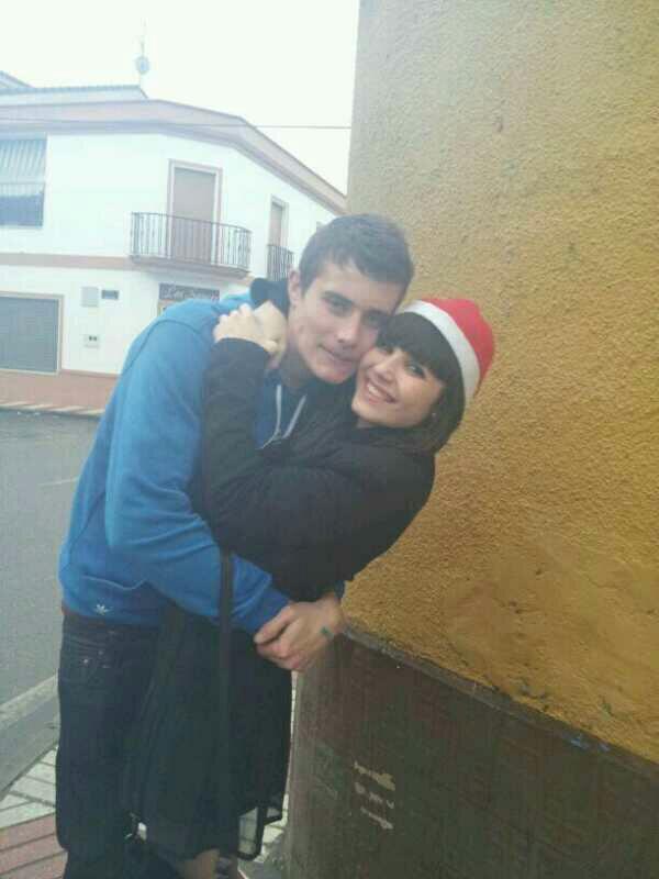rubengc93's tweet photo. Felicidades preciosa mia @ana2705_ http://t.co/gV84tcffqY