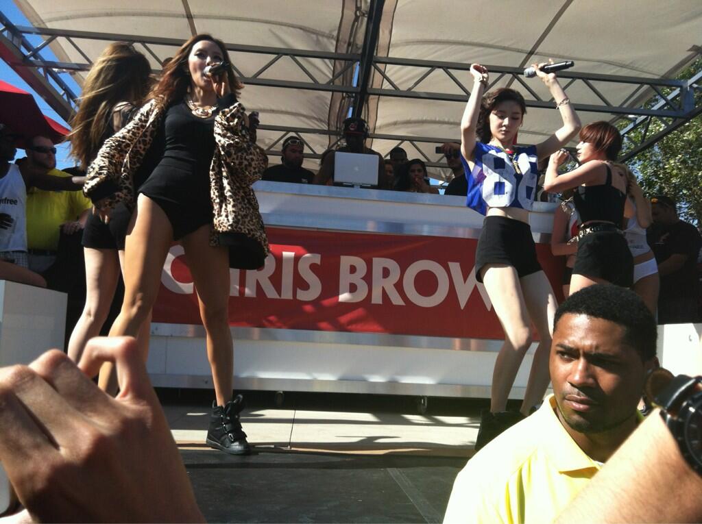 BLOl9kZCYAIw6Lo.jpg:large