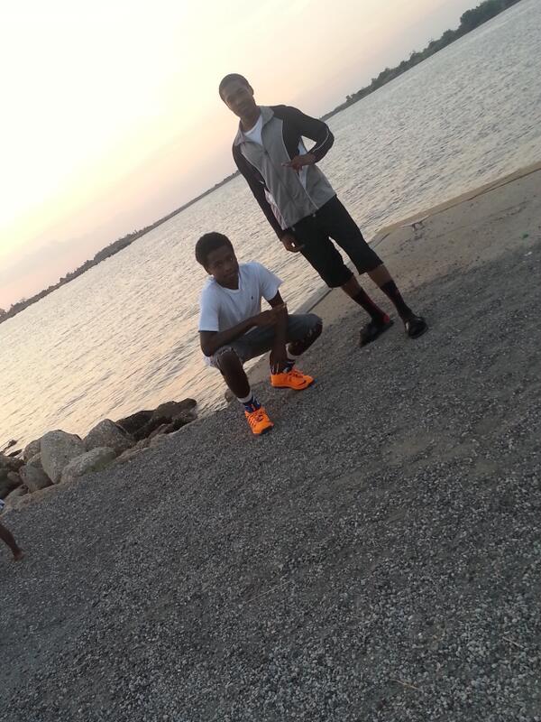 forever_Lachaun's tweet photo. @_OElijahDavis http://t.co/CCeQgydDJX
