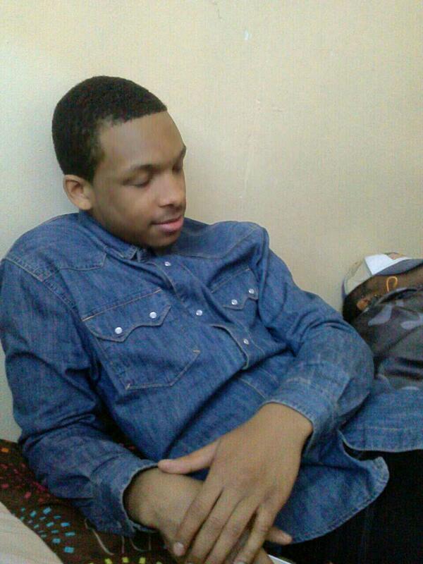 miracle_divine1's tweet photo. Kyle Was Lackinnn Or Nahhh ??? @FettiBoy_4 http://t.co/q9JcNf6pFP