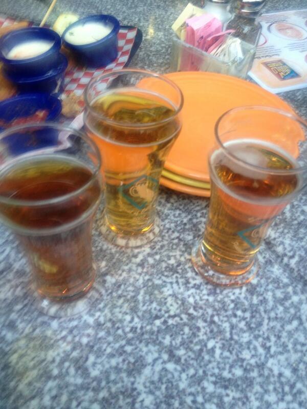 HakuPamfer's tweet image. #3left!