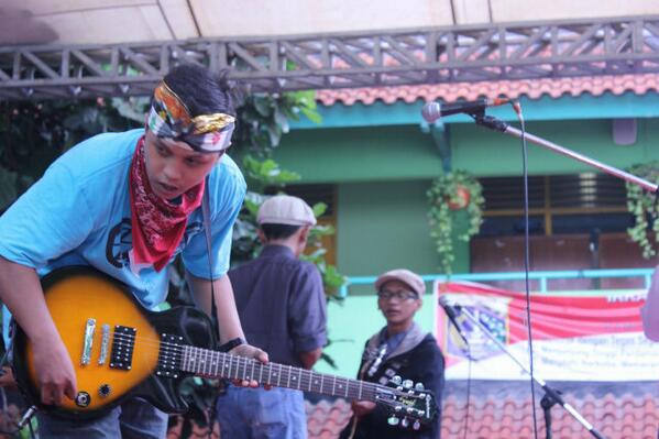 Si @TedjoRock dalam SMAN 23