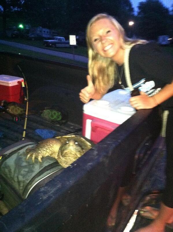 kochonutoil's tweet image. Hey summer! #Snappinturtle #32lbs
